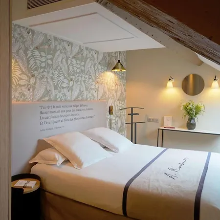 Hotel Western Littéraire Arthur Rimbaud