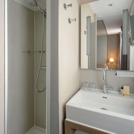 Hotel Western Littéraire Arthur Rimbaud Paris