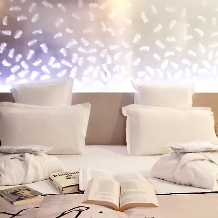 Littéraire Arthur Rimbaud, Bw Signature Collection Hotel