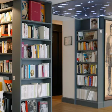 Hotel Litteraire Arthur Rimbaud, Bw Signature Collection