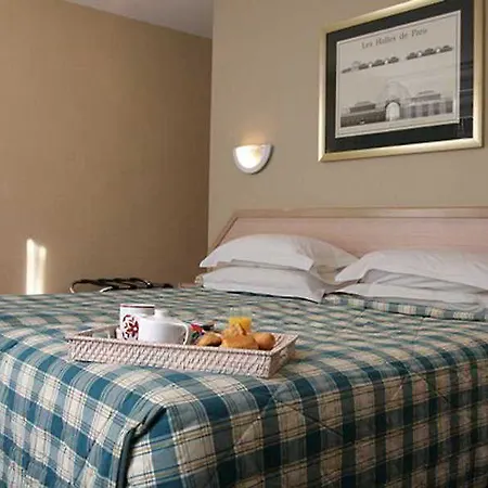 Hotel Western Littéraire Arthur Rimbaud Paris