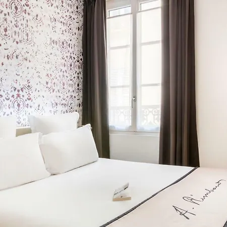 Littéraire Arthur Rimbaud, Bw Signature Collection Hotel Parigi