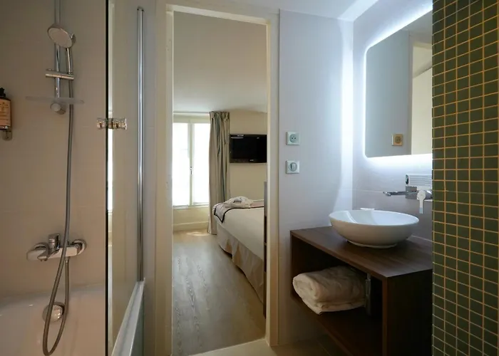 Hotel Litteraire Arthur Rimbaud, Bw Signature Collection Paris