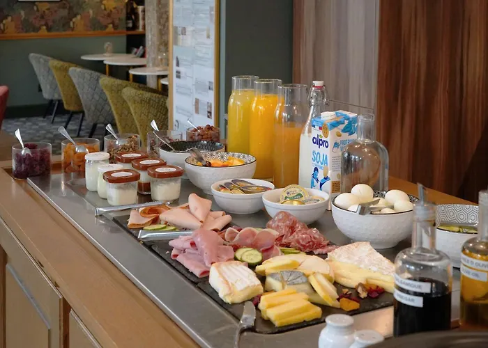 Litteraire Arthur Rimbaud, Bw Signature Collection Hotel 4*