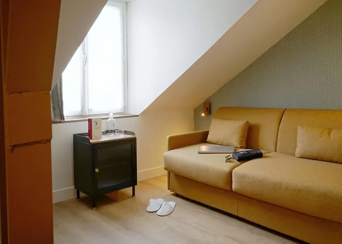 Hotel Litteraire Arthur Rimbaud, Bw Signature Collection