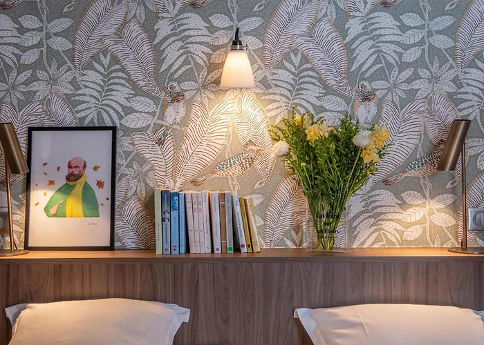 Litteraire Arthur Rimbaud, Bw Signature Collection Hotel 4*