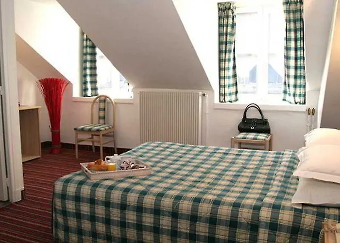 Litteraire Arthur Rimbaud, Bw Signature Collection 4* Paris