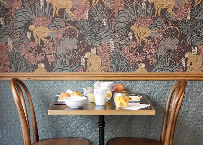 Litteraire Arthur Rimbaud, Bw Signature Collection Hotel Paris